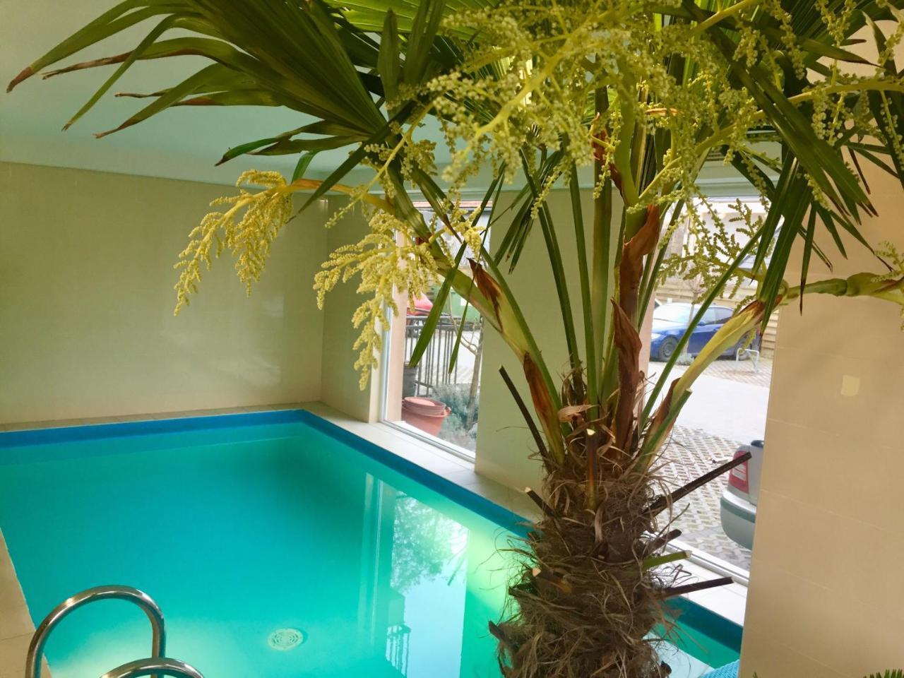 Апартаменты Balint & Timi Wellness Apartman Шиофок Экстерьер фото